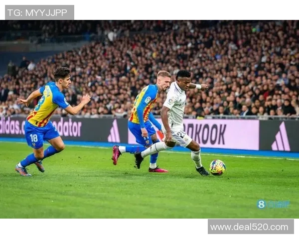 维尼修斯在欧冠赛场的精彩表现与未来潜力分析