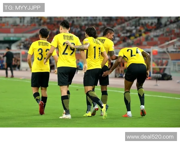 恒大胜大阪,主攻汪昊2次梅开二度遭驱逐,人少惨败 恒大胜大阪,主攻汪昊2次梅开二度遭驱逐,人少惨败